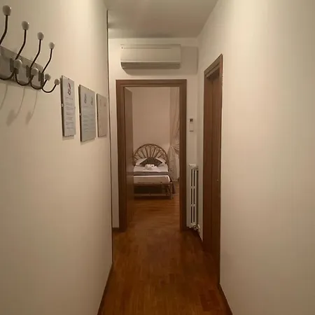公寓 Il Portico 9 布索伦戈
