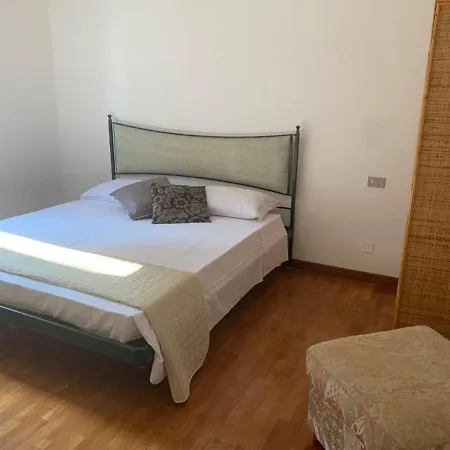 Il Portico 9 아파트 부솔렌고