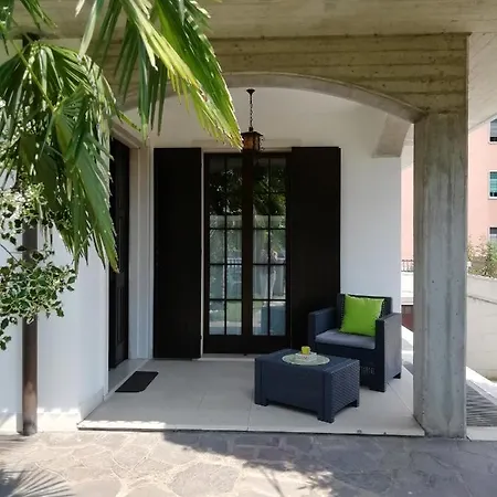 Il Portico 9 布索伦戈